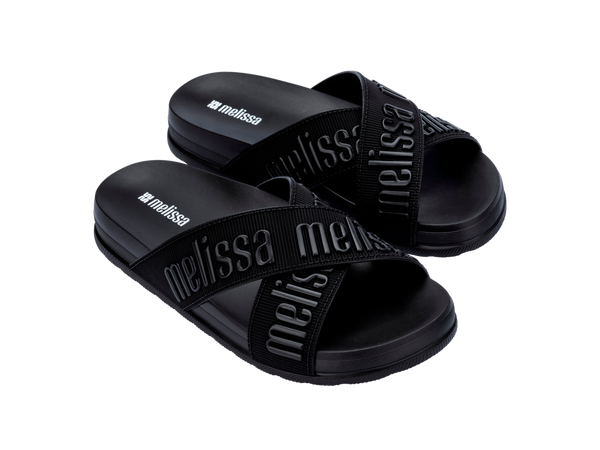 Melissa Cozy Slide M Lover II chinelo adulto rosa claro 36118 – chinelo moderno e confortável, com sola robusta e design minimalista

Palavra-chave principal:
Melissa Cozy Slide rosa claro

Palavras-chave relacionadas:
chinelo adulto Melissa, chinelo confortável, slide Melissa, sola robusta, moda casual