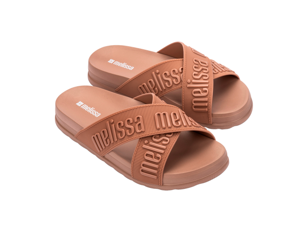 Melissa Cozy Slide M Lover II chinelo adulto rosa claro 36118 – chinelo moderno e confortável, com sola robusta e design minimalista

Palavra-chave principal:
Melissa Cozy Slide rosa claro

Palavras-chave relacionadas:
chinelo adulto Melissa, chinelo confortável, slide Melissa, sola robusta, moda casual