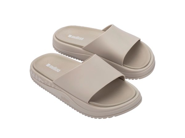 Chinelo Melissa Beach Slide Bold adulto bege 36883 – modelo slide com design robusto e moderno, ideal para conforto no dia a dia

Palavra-chave principal:
Melissa Beach Slide Bold bege

Palavras-chave relacionadas:
chinelo slide Melissa, Melissa adulto bege, chinelo confortável, Melissa 36883, calçado casual adulto, moda confortável