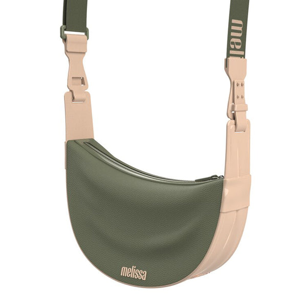 Bolsa Melissa Vibe Bag Verde e Bege 34441 – com zíper, alça regulável e coração em relevo