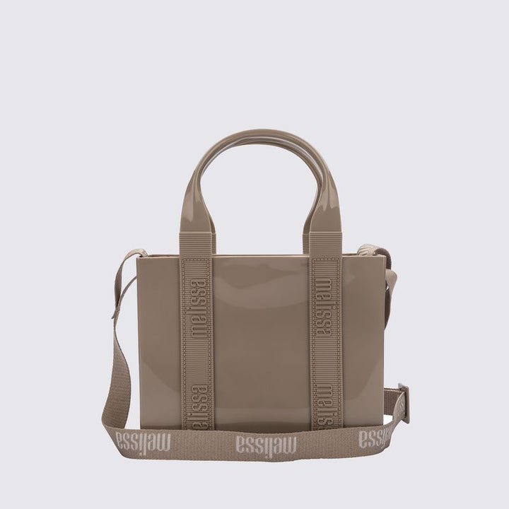 Melissa Mini Dulce Bag Bege – bolsa feminina pequena, charmosa e vegana, perfeita para completar looks delicados com estilo e praticidade