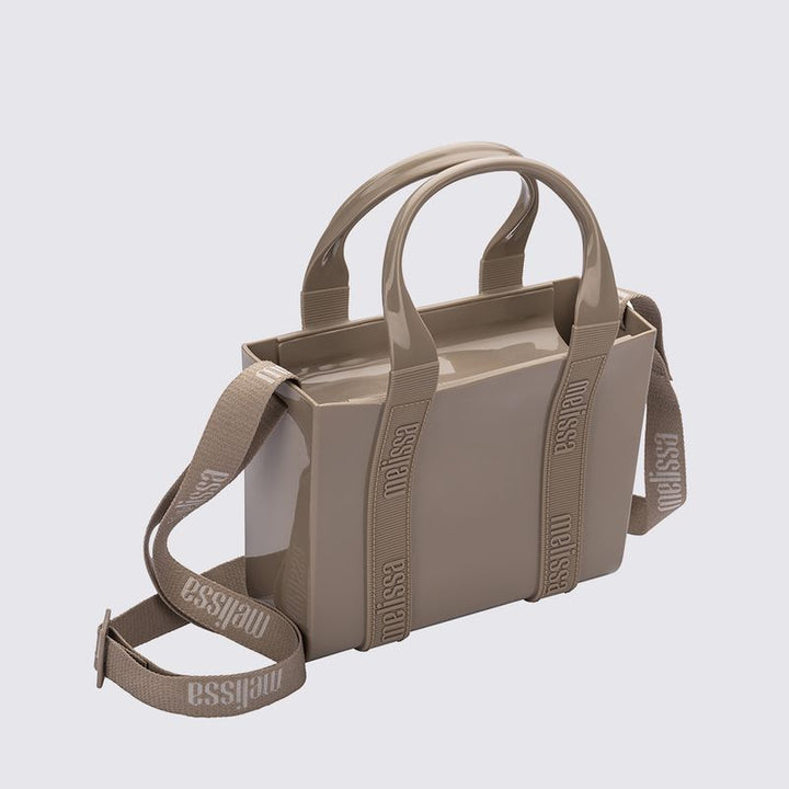 Melissa Mini Dulce Bag Bege – bolsa feminina pequena, charmosa e vegana, perfeita para completar looks delicados com estilo e praticidade
