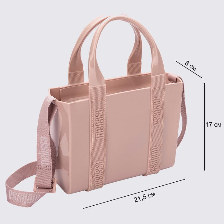 Melissa Mini Dulce Bag Rosa – bolsa feminina compacta, versátil e vegana, ideal para looks modernos com praticidade e estilo atemporal

Palavra-chave principal:
Melissa Mini Dulce Bag Rosa

Palavras-chave relacionadas (LSI/variações para SEO):
Bolsa feminina Melissa rosa

Mini bolsa rosa Melissa

Bolsa Melissa vegana rosa

Acessório rosa Melissa adulto

Mini Dulce Bag Melissa original rosa

Bolsa casual compacta Melissa

Bolsa transversal rosa feminina Melissa