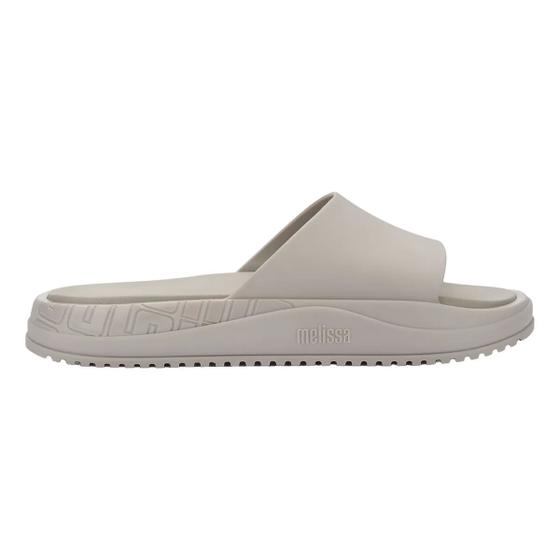 Chinelo Melissa Beach Slide Bold adulto bege 36883 – modelo slide com design robusto e moderno, ideal para conforto no dia a dia

Palavra-chave principal:
Melissa Beach Slide Bold bege

Palavras-chave relacionadas:
chinelo slide Melissa, Melissa adulto bege, chinelo confortável, Melissa 36883, calçado casual adulto, moda confortável