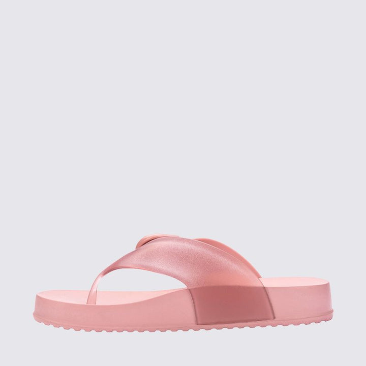 Chinelo Melissa Cozy Thong adulto rosa 37742 – chinelo confortável de dedo em Melflex com design minimalista e acabamento fosco

Palavra-chave principal:
chinelo Melissa Cozy Thong rosa

Palavras-chave relacionadas:
chinelo adulto Melissa, sandália dedo Melissa, Melissa rosa, calçado confortável, moda casual, Melflex