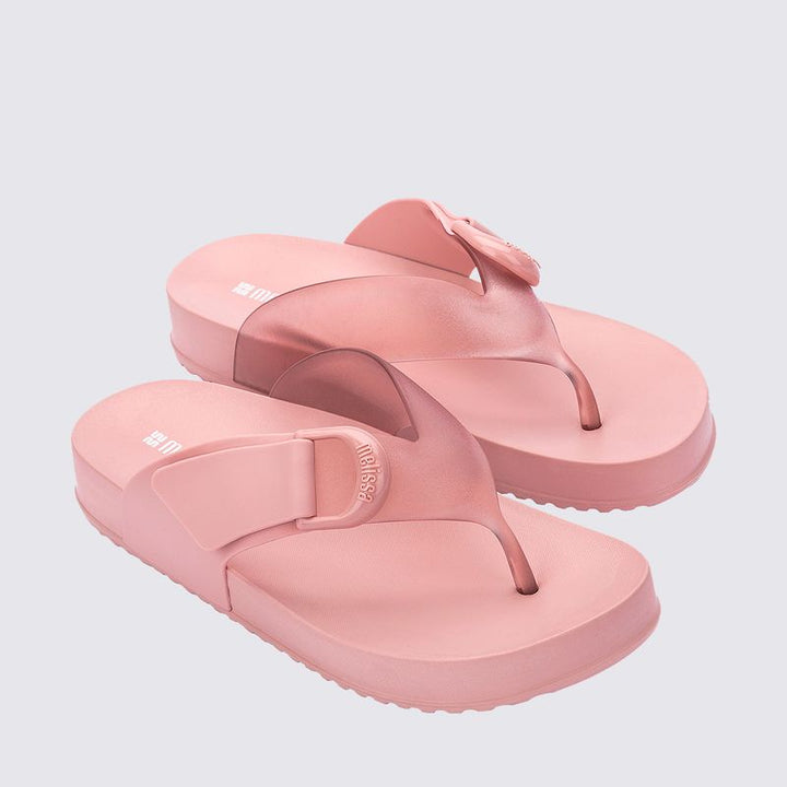 Chinelo Melissa Cozy Thong adulto rosa 37742 – chinelo confortável de dedo em Melflex com design minimalista e acabamento fosco

Palavra-chave principal:
chinelo Melissa Cozy Thong rosa

Palavras-chave relacionadas:
chinelo adulto Melissa, sandália dedo Melissa, Melissa rosa, calçado confortável, moda casual, Melflex
