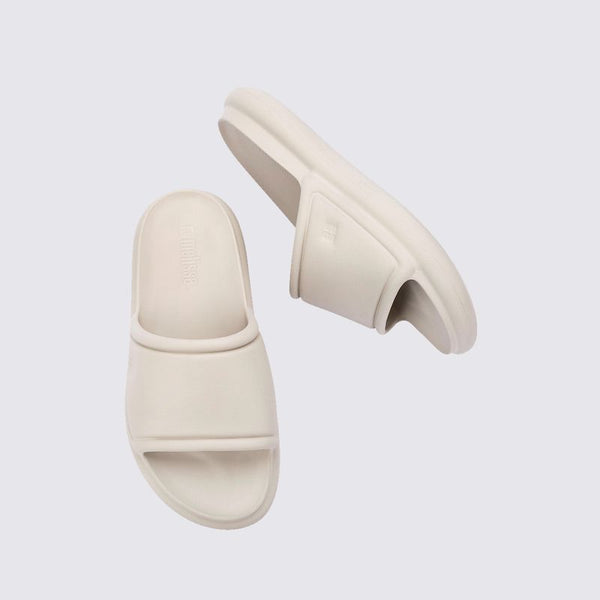 Melissa Free Puff Silde Adulto Bege 37722 – slide puffer acolchoado, leve e com solado anatômico