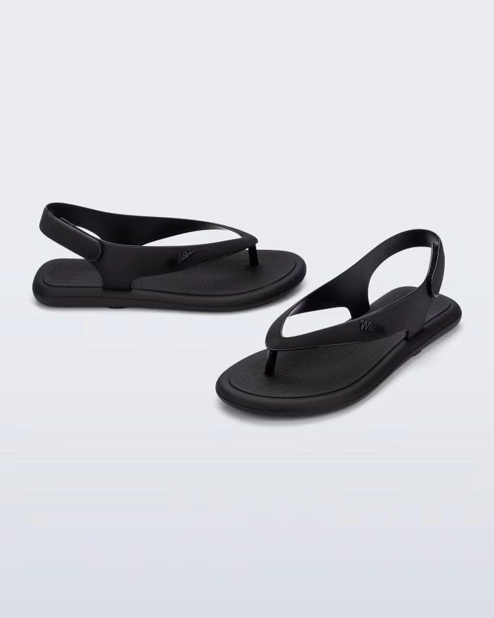 Melissa Sun Samba Adulto 37437 – sandália flat em Melflex com tiras finas e design minimalista, leve e versátil para looks casuais com conforto no dia a dia.

🔑 Palavra-chave principal:
Melissa Sun Samba Adulto 37437

🔍 Palavras-chave relacionadas:
Sandália Melissa Sun Samba, Melissa adulto, sandália flat Melissa, Melissa confortável dia a dia