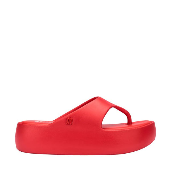 Sandália Melissa Free Platform Thong adulto na cor vermelha, com design de dedo, solado plataforma e tiras largas – calçado moderno, confortável e marcante para o dia a dia.

Palavra-chave principal:
Melissa Free Platform Thong

Palavras-chave relacionadas:
Melissa 36088, sandália de dedo vermelha, plataforma Melissa, calçado confortável Melissa, sandália moderna, tiras largas Melissa, Melissa vermelha adulto, chinelo plataforma, sandália casual feminina, slide Melissa adulto