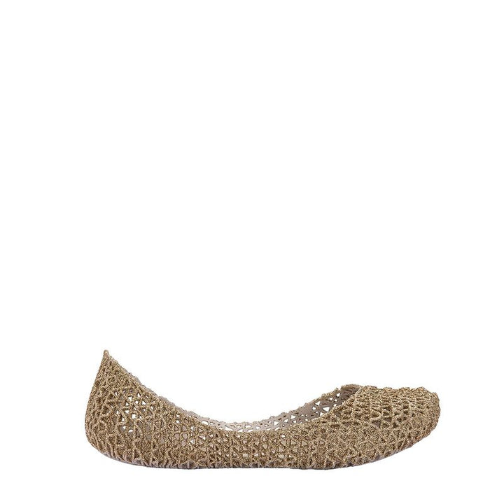 Sapatilha Mini Melissa Campana Papel infantil na cor bege com glitter misto, design trançado e acabamento brilhoso – calçado leve, confortável e delicado para crianças.

Palavra-chave principal:
Mini Melissa Campana Papel

Palavras-chave relacionadas:
Melissa 32996, sapatilha bege glitter, Melissa infantil com brilho, sapatilha trançada Melissa, calçado confortável infantil, sapatilha glitter misto, Melissa leve e delicada, sapatilha infantil bege, calçado para meninas, Melissa com glitter misto