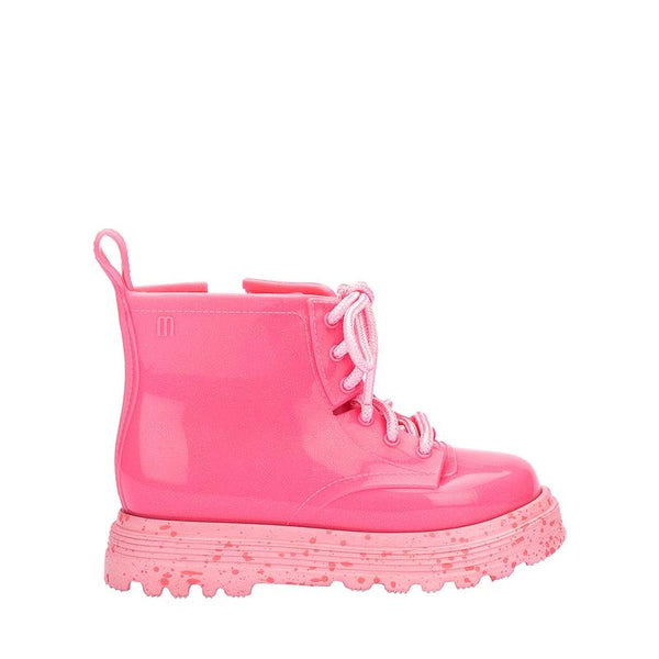 Coturno Mini Melissa Baby na cor rosa glitter, com cano médio, solado tratorado e fechamento em cadarço – calçado estiloso e confortável para bebês.

Palavra-chave principal:
Mini Melissa Coturno Baby

Palavras-chave relacionadas:
Melissa 35838, coturno infantil rosa, coturno glitter bebê, Melissa baby rosa, calçado tratorado infantil, coturno com cadarço, coturno confortável bebê, bota infantil Melissa, coturno estiloso infantil, Melissa primeiros passos