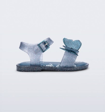 Mini Melissa Fly Sandália III Baby azul glitter 37803 – sandália infantil confortável com acabamento glitterizado e fechamento seguro

Palavra-chave principal:
Mini Melissa Fly Sandália III Baby azul glitter

Palavras-chave relacionadas:
sandália infantil, Melissa Baby, sandália azul glitter, calçado infantil Melissa, conforto infantil, moda infantil