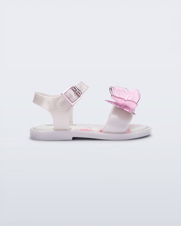 Mini Melissa Fly Sandália III Baby 37803 – sandália infantil confortável com acabamento glitterizado e fechamento ajustável

Palavra-chave principal:
Mini Melissa Fly Sandália III Baby

Palavras-chave relacionadas:
sandália infantil, Melissa Baby, sandália glitter, calçado infantil Melissa, moda infantil, conforto infantil
