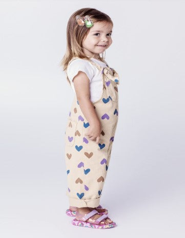 Sandália papete infantil Mini Melissa Mix Baby na cor preto com detalhes multicoloridos. Feita em Melflex, leve, confortável e com fechamento ajustável. Ideal para os primeiros passos, oferecendo segurança, estilo e praticidade no dia a dia das crianças."

Palavra-chave principal: Mini Melissa Mix Baby
Palavras-chave relacionadas: papete infantil, preto multicolorido, Melflex, sandália baby, conforto, primeiros passos, calçado infantil seguro.