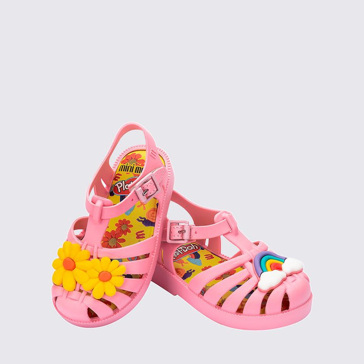 Sandália Mini Melissa Possession + Play-Doh Baby na cor rosa fosco, com tiras estilo fisherman e detalhe lúdico no cabedal – calçado divertido, leve e confortável para bebês.

Palavra-chave principal:
Mini Melissa Possession Play-Doh Baby

Palavras-chave relacionadas:
Melissa 35987, sandália rosa fosco, Melissa Play-Doh, sandália baby divertida, Melissa com tiras, sandália infantil estilo fisherman, calçado confortável bebê, Melissa lúdica, Mini Melissa baby, Melissa primeiros passos