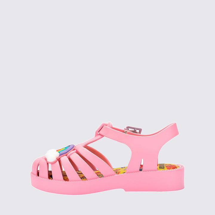 Sandália Mini Melissa Possession + Play-Doh Baby na cor rosa fosco, com tiras estilo fisherman e detalhe lúdico no cabedal – calçado divertido, leve e confortável para bebês.

Palavra-chave principal:
Mini Melissa Possession Play-Doh Baby

Palavras-chave relacionadas:
Melissa 35987, sandália rosa fosco, Melissa Play-Doh, sandália baby divertida, Melissa com tiras, sandália infantil estilo fisherman, calçado confortável bebê, Melissa lúdica, Mini Melissa baby, Melissa primeiros passos