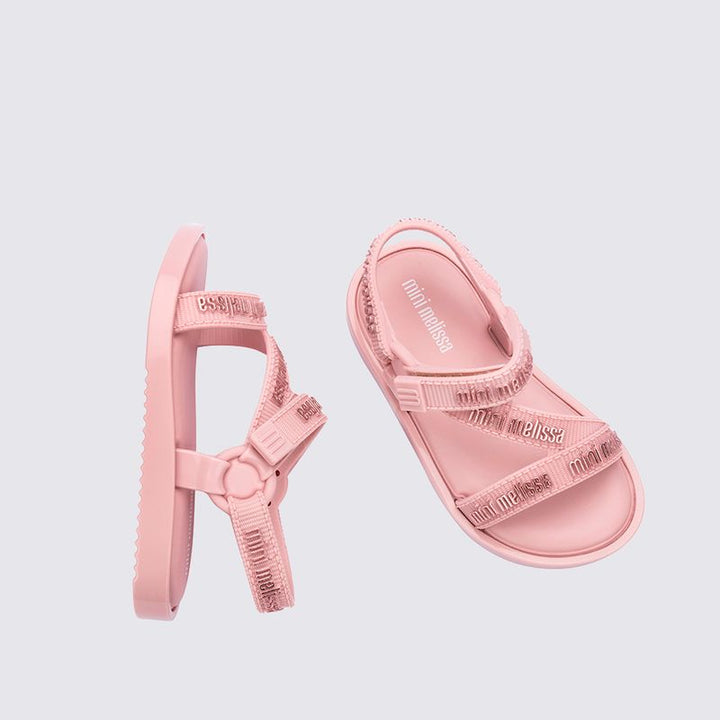 Mini Melissa Stripes M Lover Sandália Baby Rosa Claro 35955 – delicadeza e conforto para os primeiros passinhos com estilo e cheirinho irresistível da Melissa

Palavra-chave principal:
Mini Melissa Stripes M Lover

Palavras-chave relacionadas:
Sandália baby rosa Melissa, Mini Melissa 35955, Melissa infantil rosa claro, Melissa M Lover baby, sandália confortável para bebê, calçado infantil Melissa