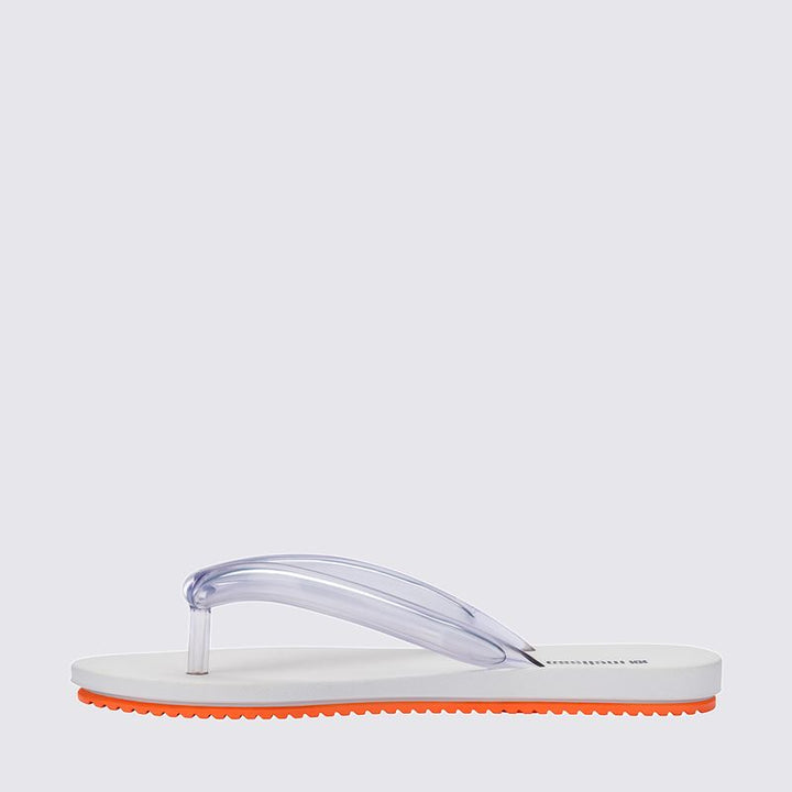 Melissa Flip Flop Airflow Adulto Branco e Laranja 37942 – chinelo leve e moderno com tiras vazadas, solado anatômico e design minimalista, ideal para conforto no dia a dia com estilo descomplicado.

🔑 Palavra-chave principal:
Melissa Flip Flop Airflow Adulto Branco e Laranja

🔍 Palavras-chave relacionadas:
Chinelo Melissa Airflow, Melissa branco laranja, chinelo leve Melissa, flip flop Melissa adulto