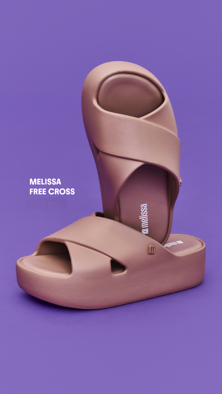 Melissa Free Cross Sandália Plataforma Adulto Marrom 37857 – sandália confortável e moderna com tiras cruzadas e solado robusto, ideal para looks urbanos com estilo e praticidade.

🔑 Palavra-chave principal:
Melissa Free Cross Sandália Plataforma Adulto Marrom

🔍 Palavras-chave relacionadas (LSI):
Sandália Melissa Free marrom, sandália plataforma Melissa, Melissa de tiras cruzadas, sandália confortável Melissa