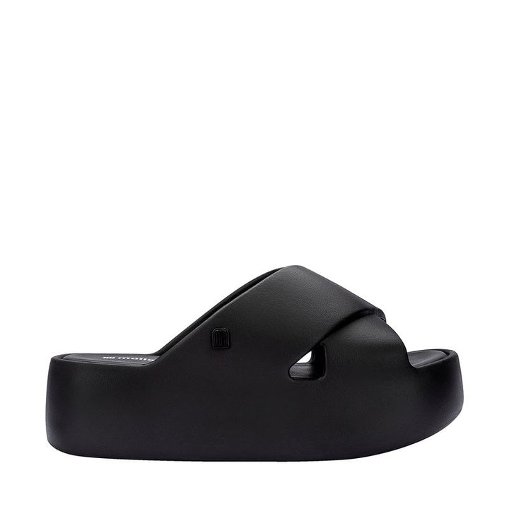 Melissa Free Cross Sandália Plataforma Adulto 37857 – sandália confortável e moderna com tiras cruzadas e solado robusto, ideal para looks urbanos com estilo e praticidade.

🔑 Palavra-chave principal:
Melissa Free Cross Sandália Plataforma Adulto

🔍 Palavras-chave relacionadas (LSI):
Sandália Melissa Free, sandália plataforma Melissa, Melissa de tiras cruzadas, sandália confortável Melissa
