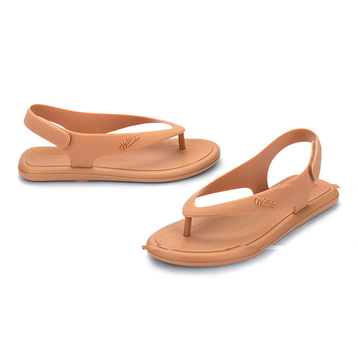 Melissa Sun Samba Adulto 37437 – sandália flat em Melflex com tiras finas e design minimalista, leve e versátil para looks casuais com conforto no dia a dia.

🔑 Palavra-chave principal:
Melissa Sun Samba Adulto 37437

🔍 Palavras-chave relacionadas:
Sandália Melissa Sun Samba, Melissa adulto, sandália flat Melissa, Melissa confortável dia a dia