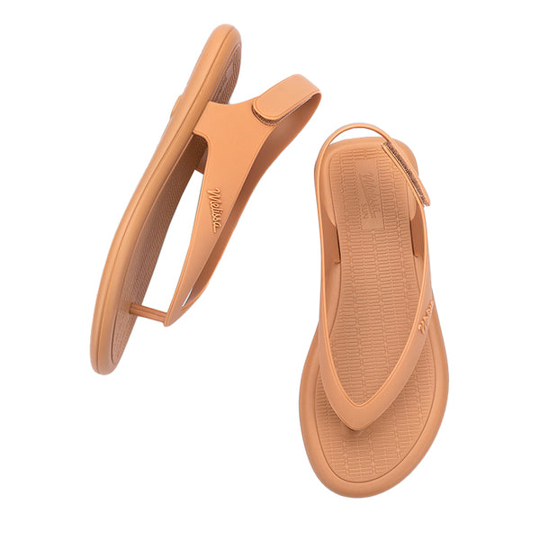 Melissa Sun Samba Adulto Bege Médio 37437 Bronze – sandália de forquilha com fechamento traseiro em velcro e palmilha texturizada