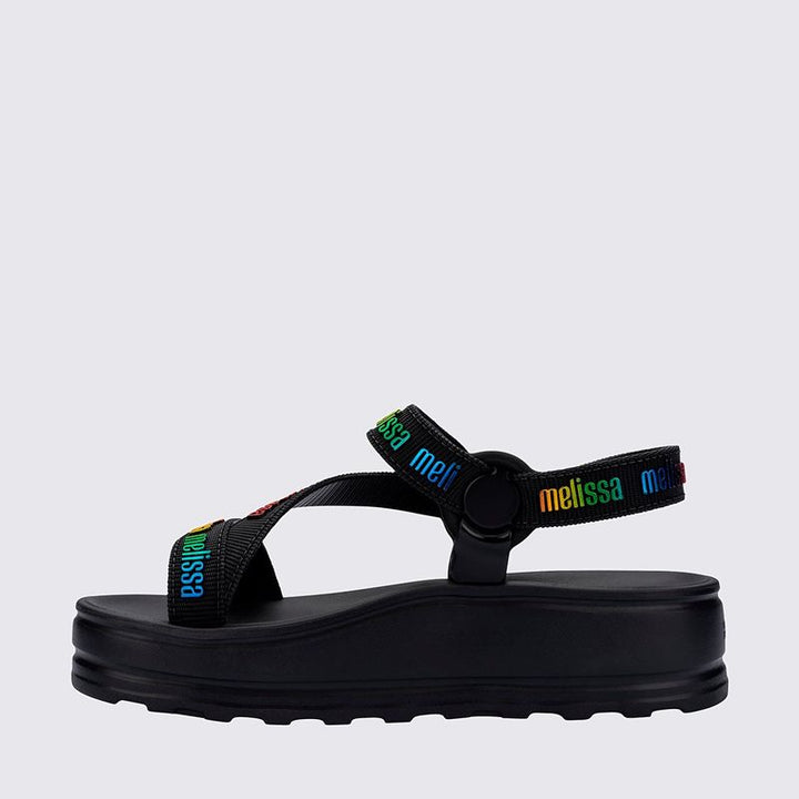 Papete Melissa Stripes Platform M Lover Adulto 37831 – sandália papete com tiras largas e solado plataforma, design moderno e confortável, perfeita para looks urbanos com atitude.

🔑 Palavra-chave principal:
Papete Melissa Stripes Platform M Lover Adulto

🔍 Palavras-chave relacionadas:
Papete Melissa, Melissa Stripes plataforma, sandália Melissa M Lover, papete confortável Melissa