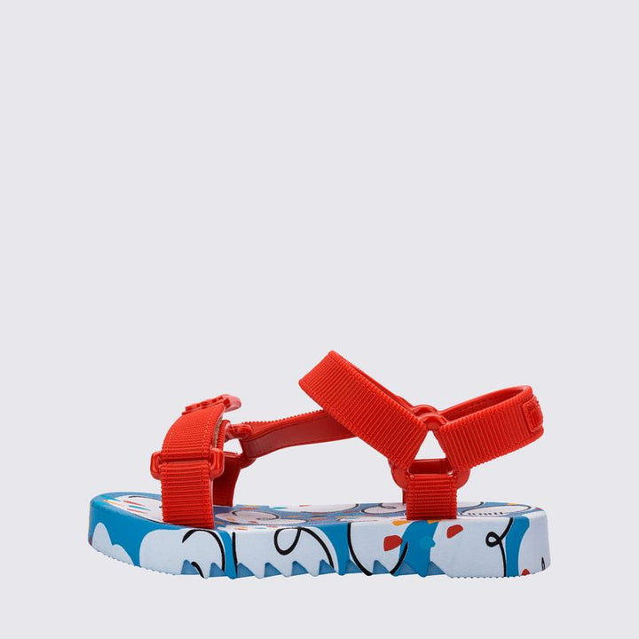 Sandália Mini Melissa Playtime Baby nas cores azul e vermelho, com tiras largas e fechamento em velcro – calçado leve, seguro e divertido para bebês.

Palavra-chave principal:
Mini Melissa Playtime Baby

Palavras-chave relacionadas:
Sandália baby azul vermelho
Melissa 35690
Calçado infantil com velcro
Melissa colorida
Sandália confortável bebê
Melissa primeiros passos
Tiras largas Melissa
Sandália segura infantil
Mini Melissa bebê
Melissa divertida