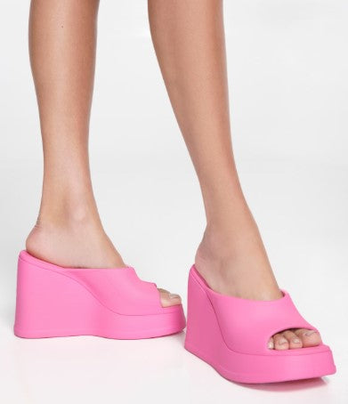 Sandália Melissa Free Slip Adulto 38046 – sandália slide minimalista em Melflex, com palmilha anatômica e solado leve, unindo conforto e praticidade em um design versátil.

🔑 Palavra-chave principal:
Sandália Melissa Free Slip Adulto 38046

🔍 Palavras-chave relacionadas:
Melissa Free Slip, sandália slide Melissa, sandália confortável adulto, Melissa prática dia a dia